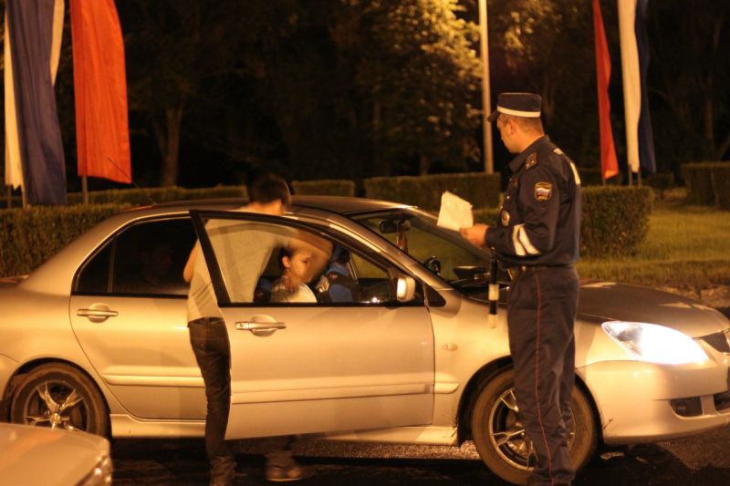 Псковская Госавтоинспекция начинает массовые проверки водителей на трезвость