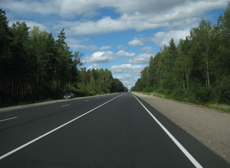 100 км дорог отремонтируют в Псковской области в 2013 году