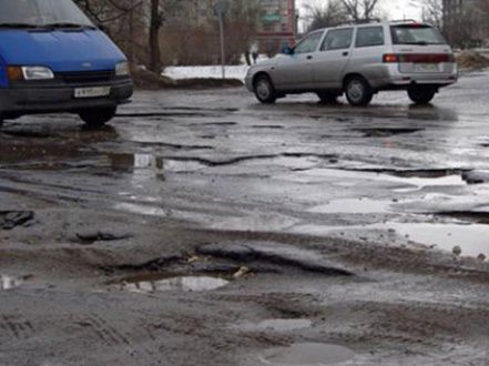 Ульяновские чиновники дважды заплатили одной компании за ремонт дороги