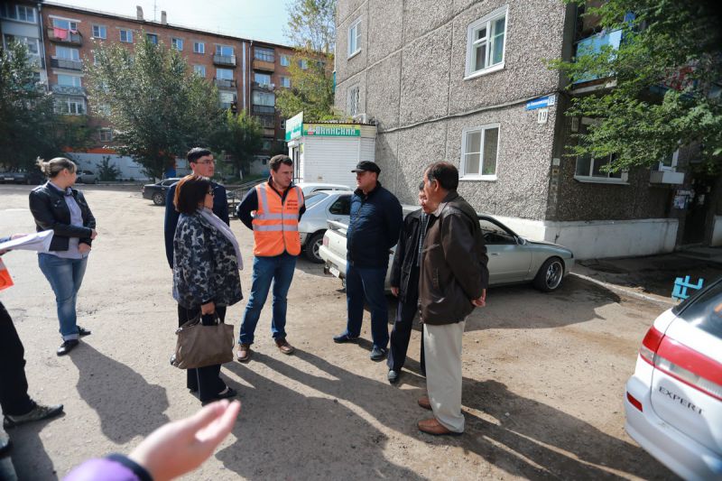 Безопасность дорожного движения у школ и парковки у медицинских учреждений в городе Улан-Удэ