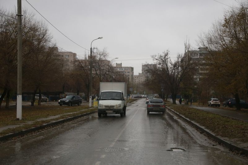 Проверка ГИБДД улично-дорожной сети Волгограда выявила многочисленные дефекты