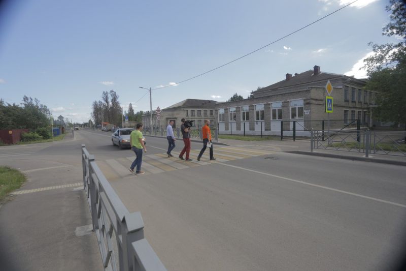 Пешеходные маршруты у школ в Великих Луках оказались безопаснее, чем в Пскове