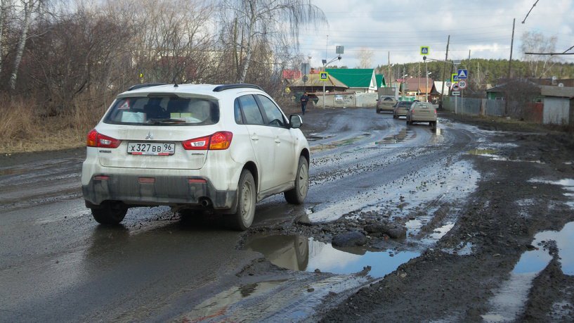 Активисты ОНФ проверили состояние дорог Екатеринбурга, отремонтированных в прошлом году