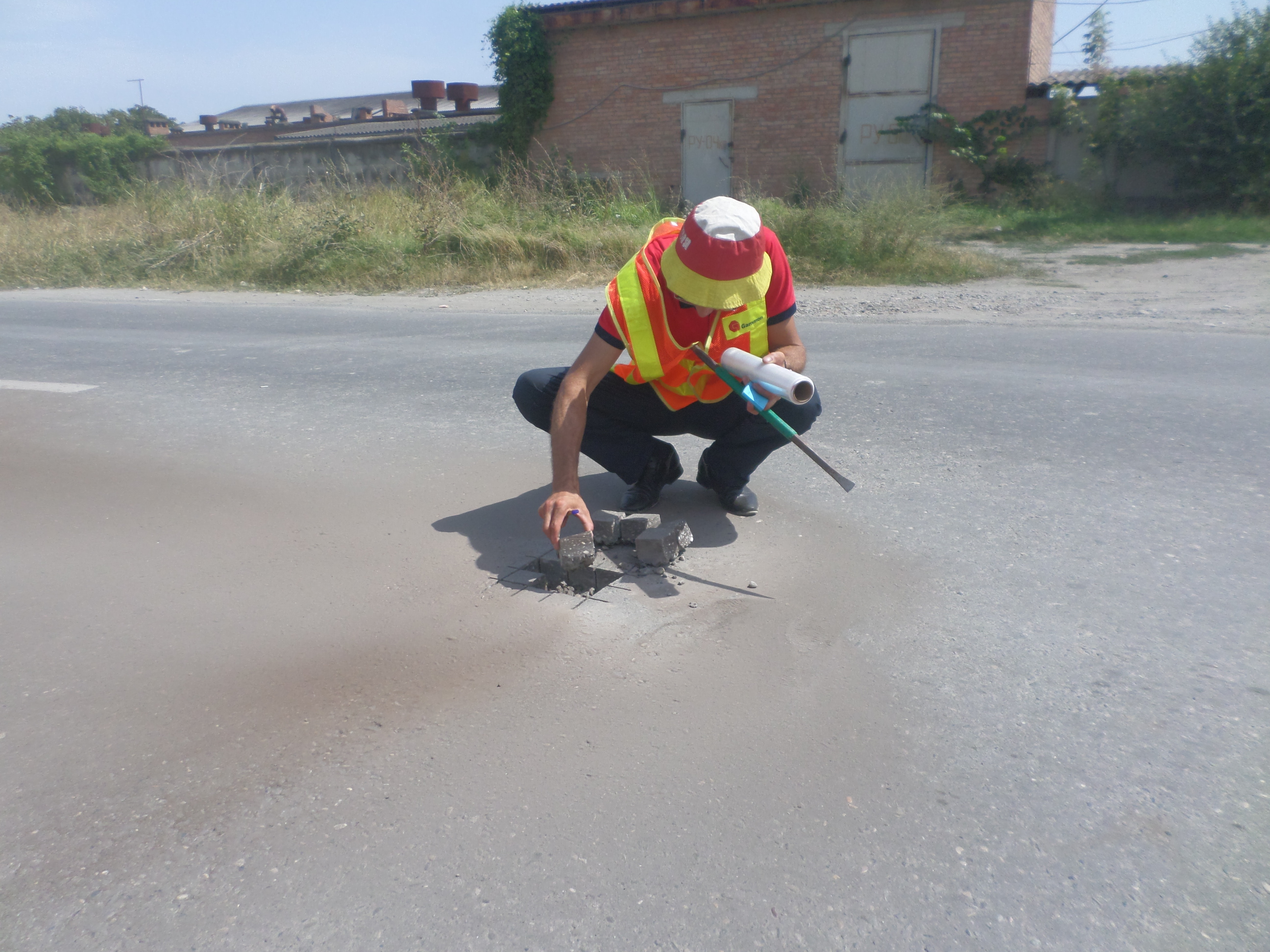 ОНФ в Северной Осетии обнаружил нарушения в ремонтных работах на дорогах Моздокского района