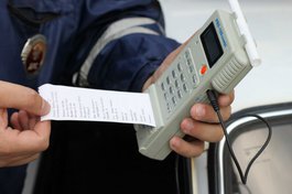 Псковская Госавтоинспекция проводит массовые проверки водителей на трезвость