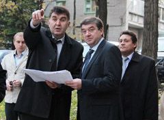 ВОД «Народный контроль и дороги Воронежа» пригласили проинспектировать качество работ по благоустройству дворовых территорий.