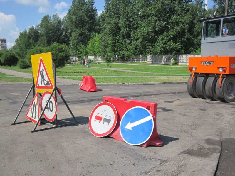 В Администрации подвели итоги текущего ремонта дворов и дорог Пскова