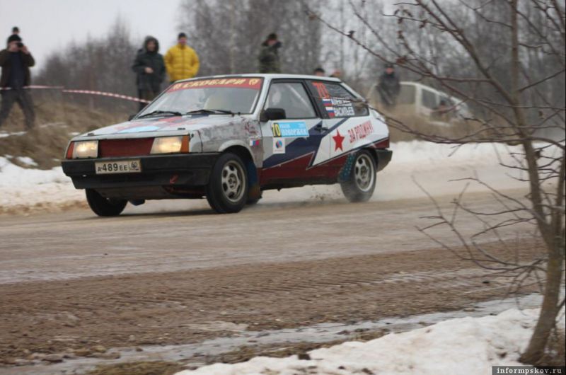 Экипаж машины боевой пришел вторым на ралли «Новоржев-2015»