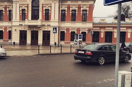 УГХ и "Убитые дороги Пскова" проверили состояние отремонтированных в прошлом году улиц