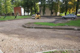 Объявлены аукционы по ремонту дворов в Великих Луках