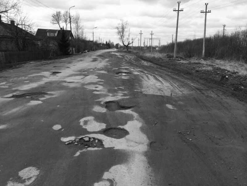 Активист «Убитых дорог» обратился к губернатору по вопросу плохого состояния дорог в Пыталово