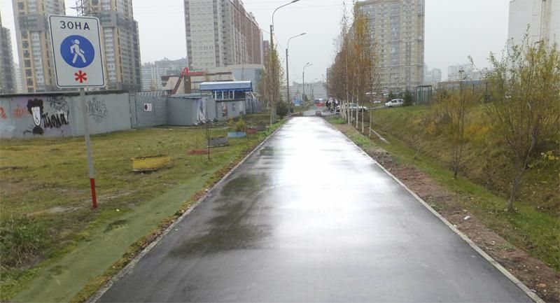 Петербургские чиновники «отремонтировали» тротуар с помощью качественного фотошопа