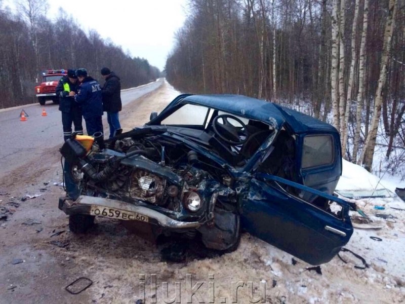 5 человек погибли, 4 - пострадали на дорогах Псковской области за прошедшие сутки