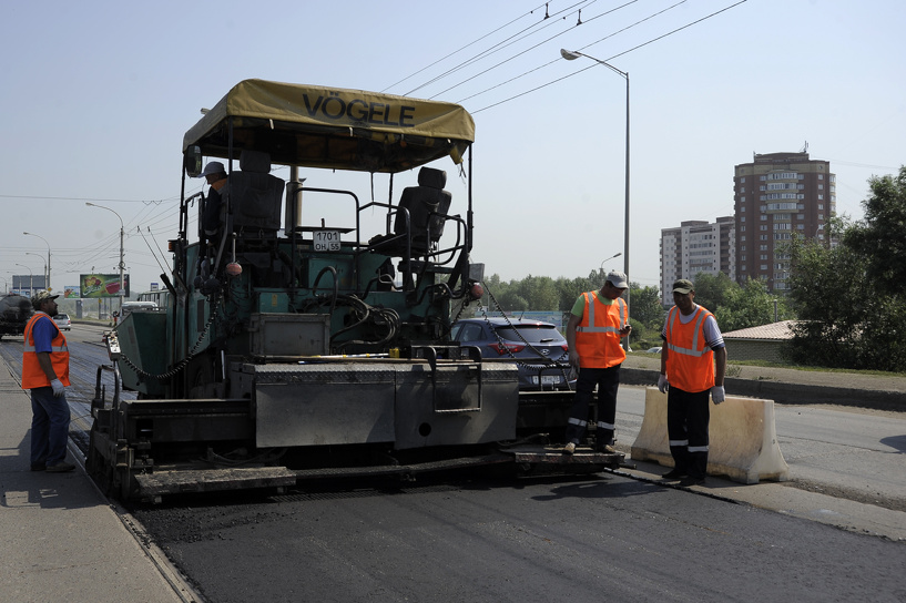Сделанные в Омске дороги будут ремонтировать весной по гарантии