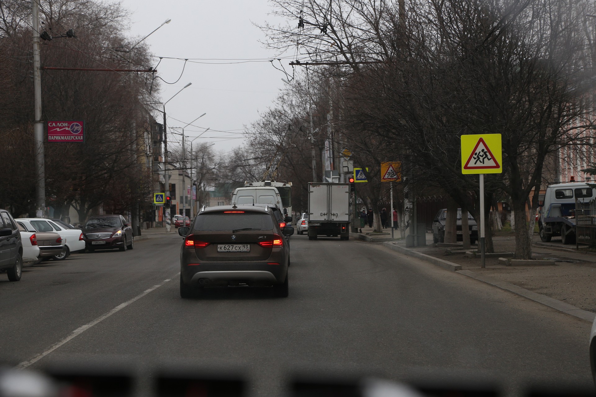 Обустройство дорог возле школ в Черкесске