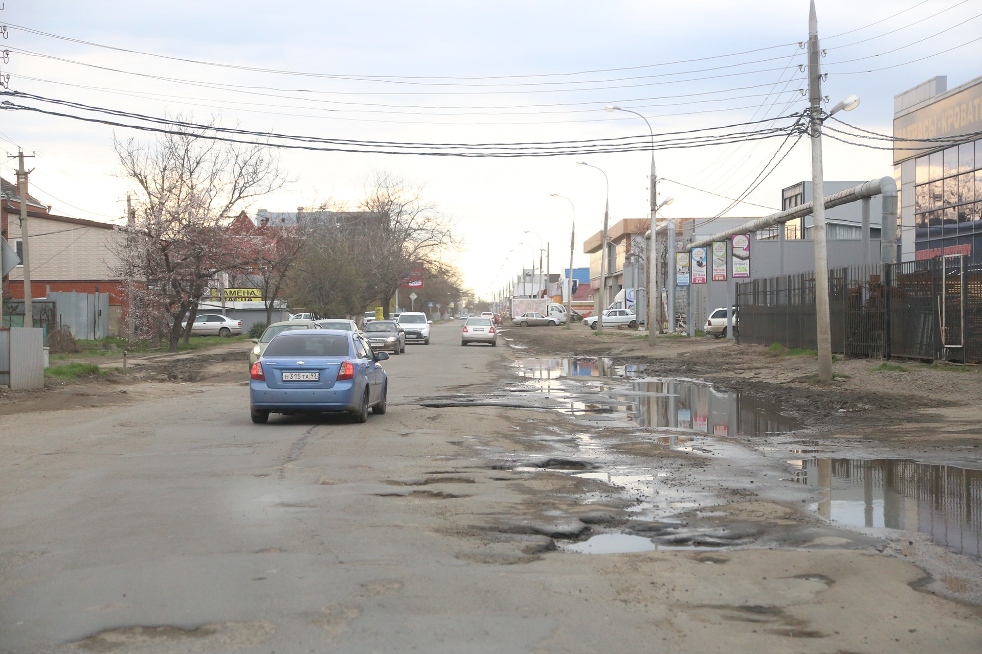 В Краснодаре подрядчики отремонтируют дороги по гарантии до 15 июня