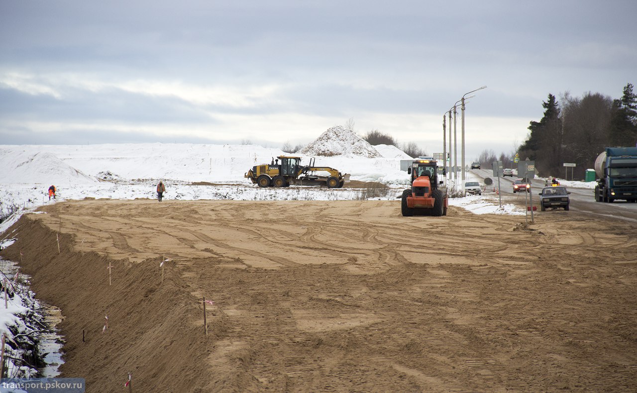Росавтодор проработает вопрос выделения дополнительного финансирования объектов дорожного строительства в Псковской области