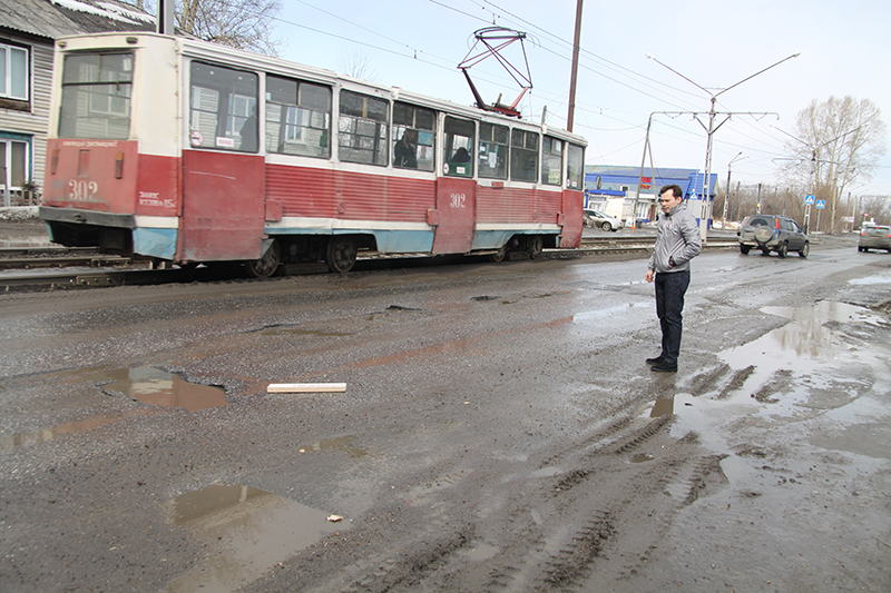 В Томске на дорогах, отремонтированных в прошлом году, уже появились дефекты
