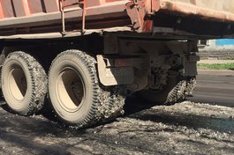 Работы по ремонту ул. Красных Партизан в Пскове велись с нарушениями