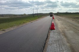 В Ленинградской области потратят 136 млн рублей на ремонт 9 километров автодороги Псков - Гдов - Сланцы