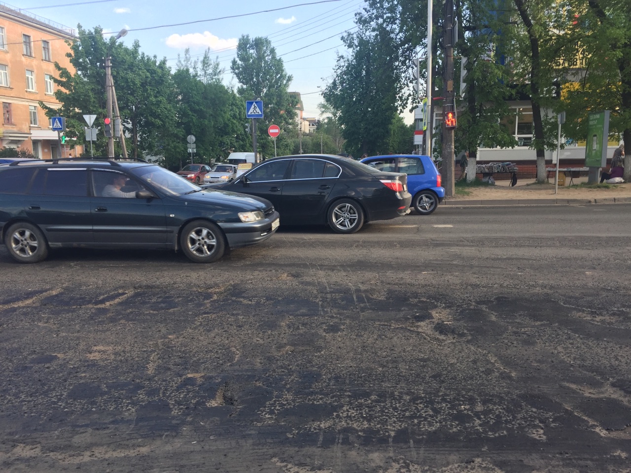 Не нашлось желающих ремонтировать перекрестки на Рижском пр. в Пскове