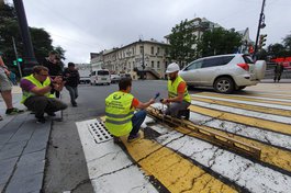 По мнению администрации Владивостока, причина плохих дорог – дожди и сложный рельеф