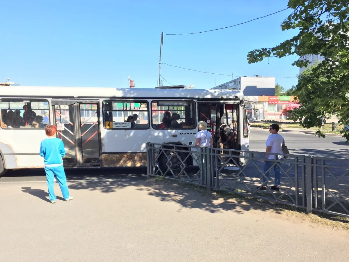 Скоро ограждений на улицах города станет меньше - с 1 апреля меняется ГОСТ
